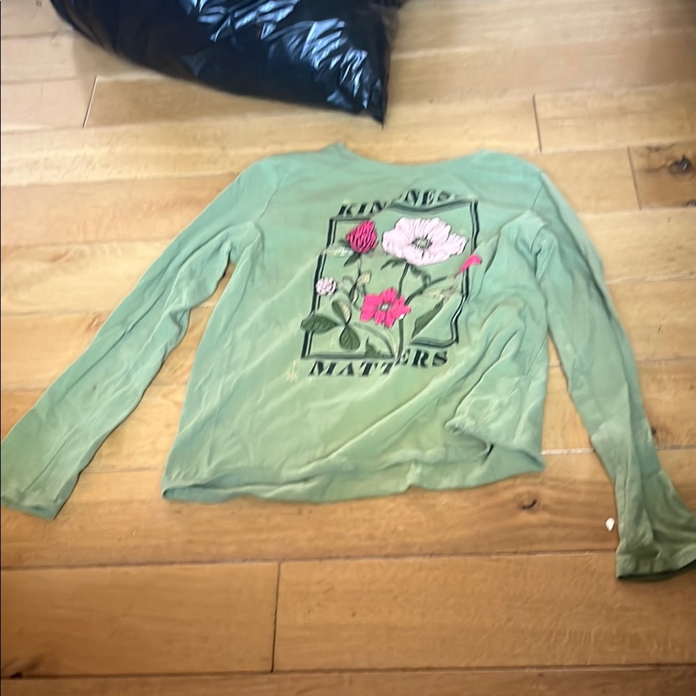 Place Green Long Sleeve Tee with Floral Design